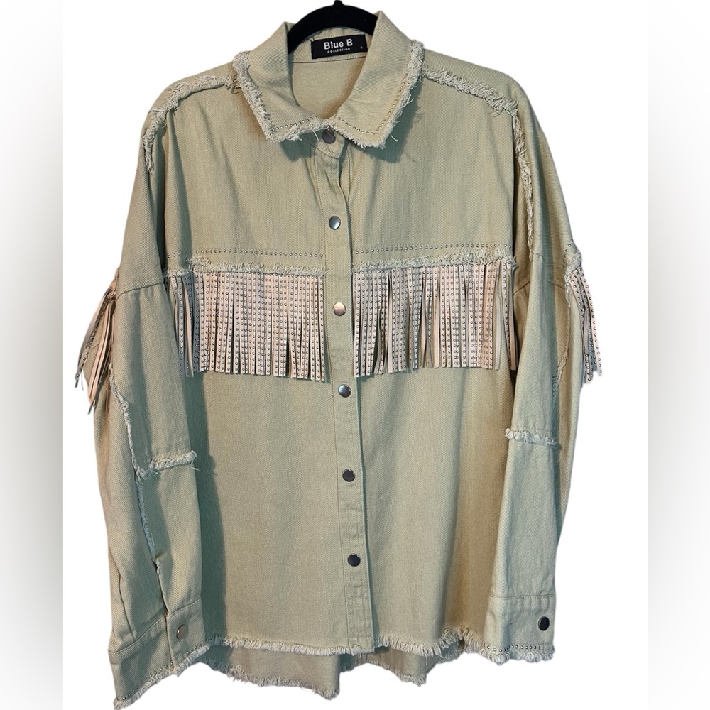 NWOT Blue B Western Fringe and Studded Snap Denim Jacket Cream Women’s Large